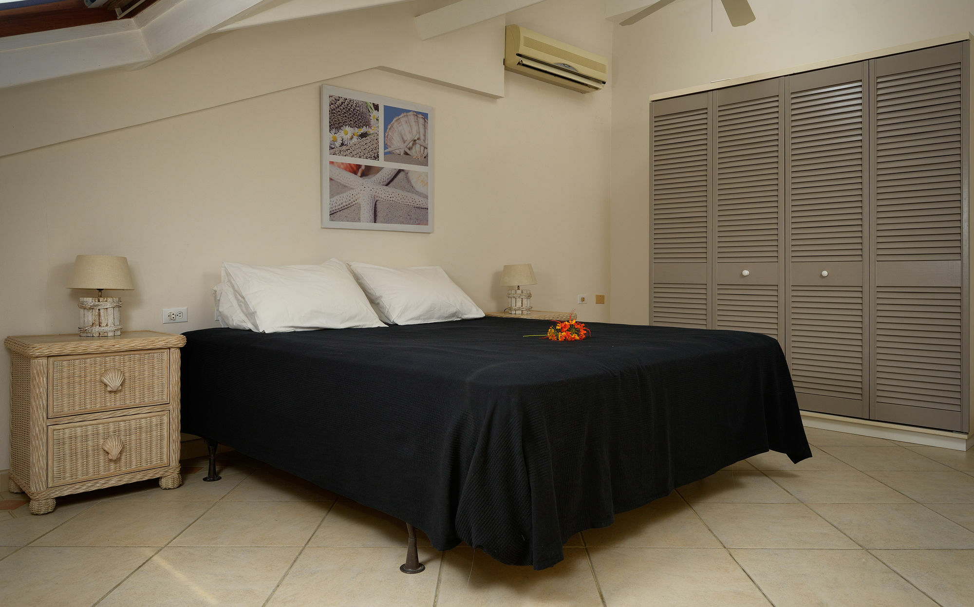 Belmar Oceanfront Apartments Bonaire Exterior photo