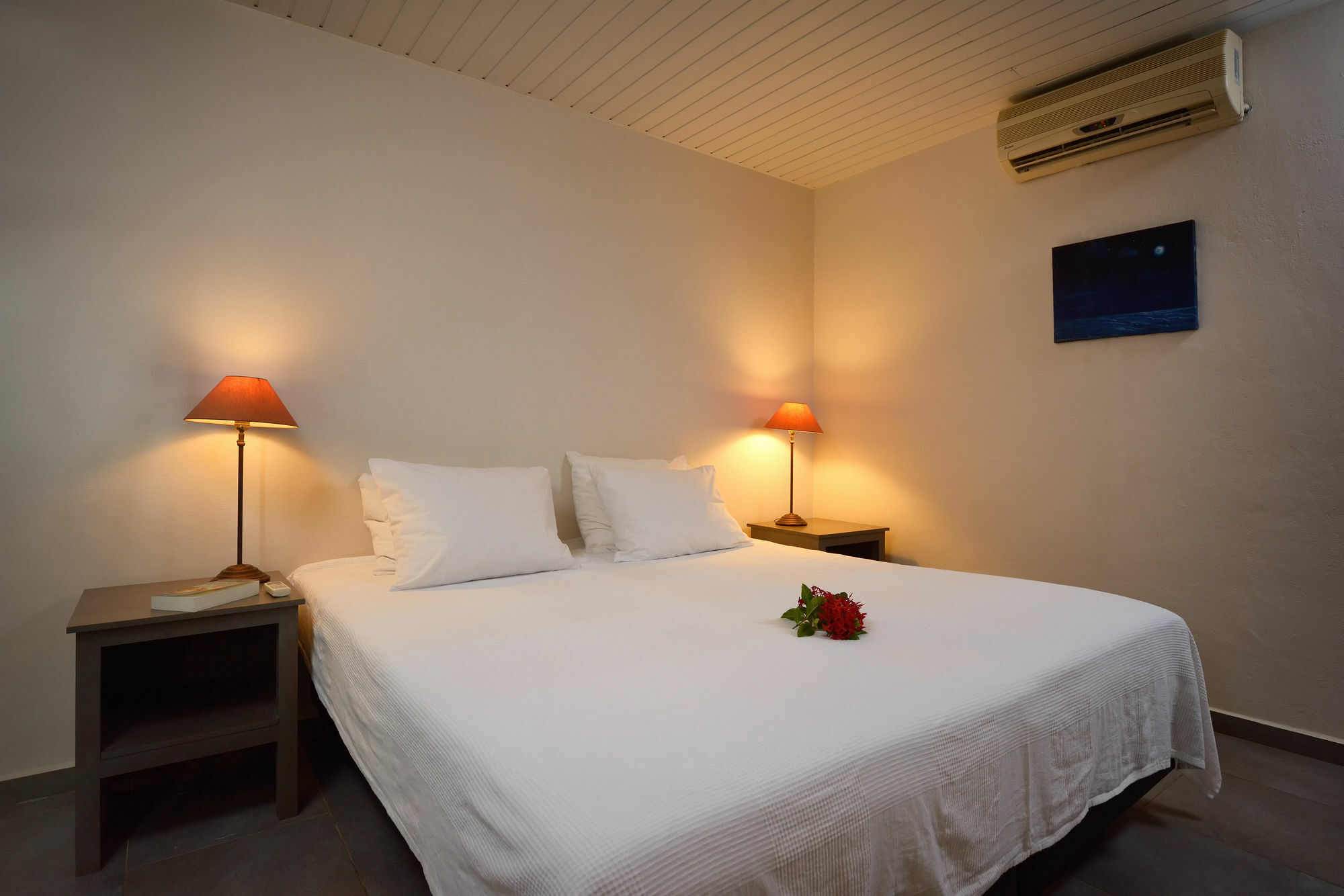 Belmar Oceanfront Apartments Bonaire Exterior photo