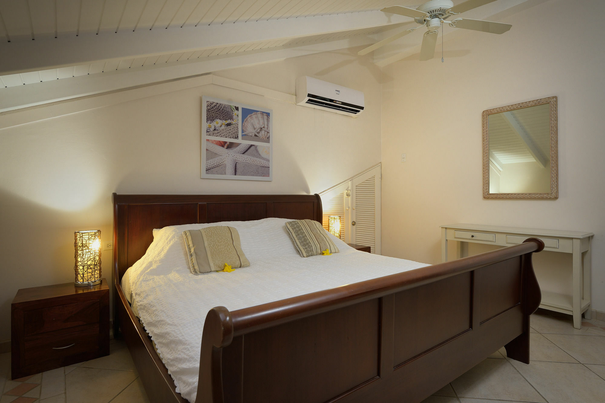 Belmar Oceanfront Apartments Bonaire Exterior photo