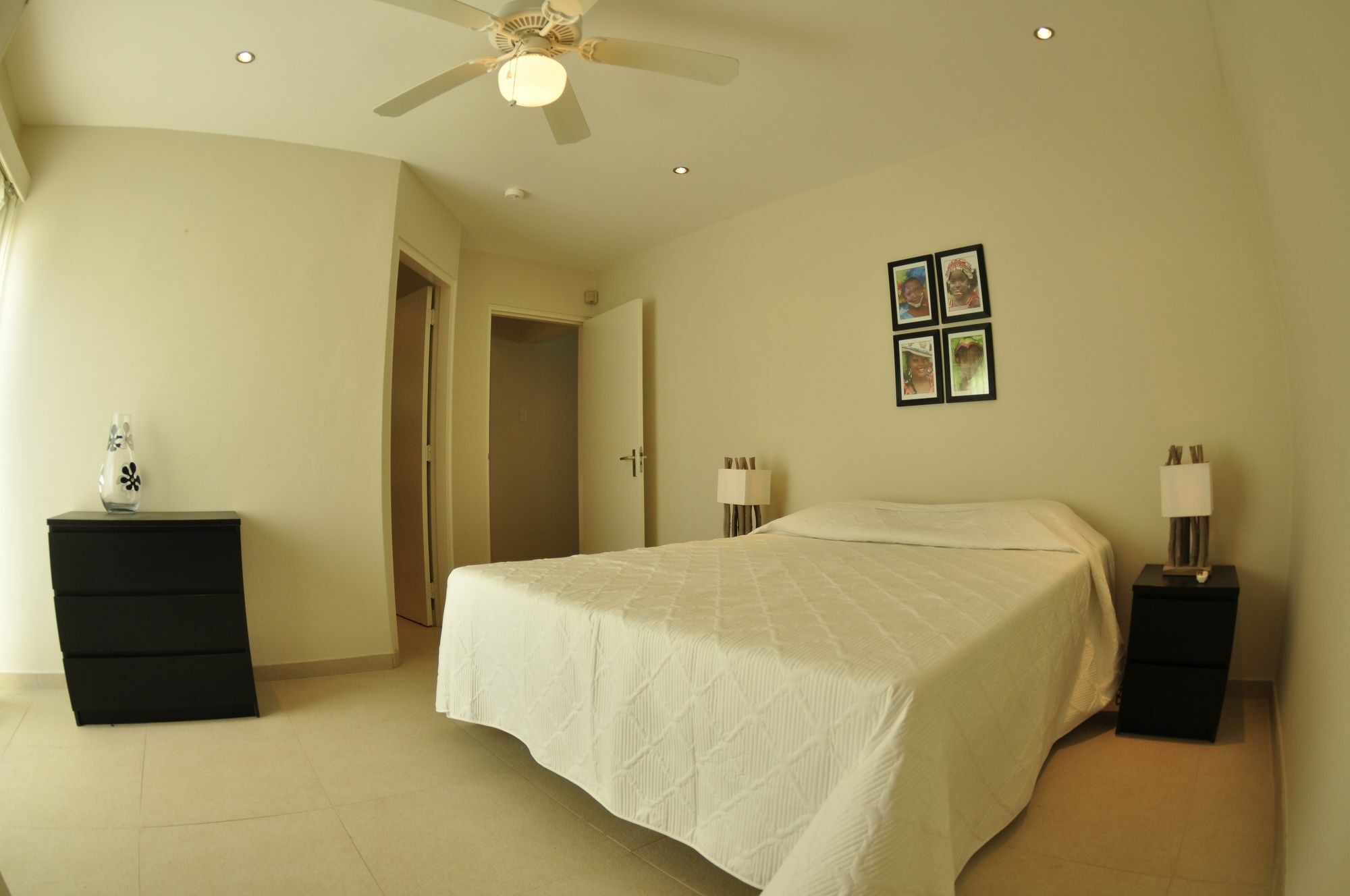 Belmar Oceanfront Apartments Bonaire Exterior photo